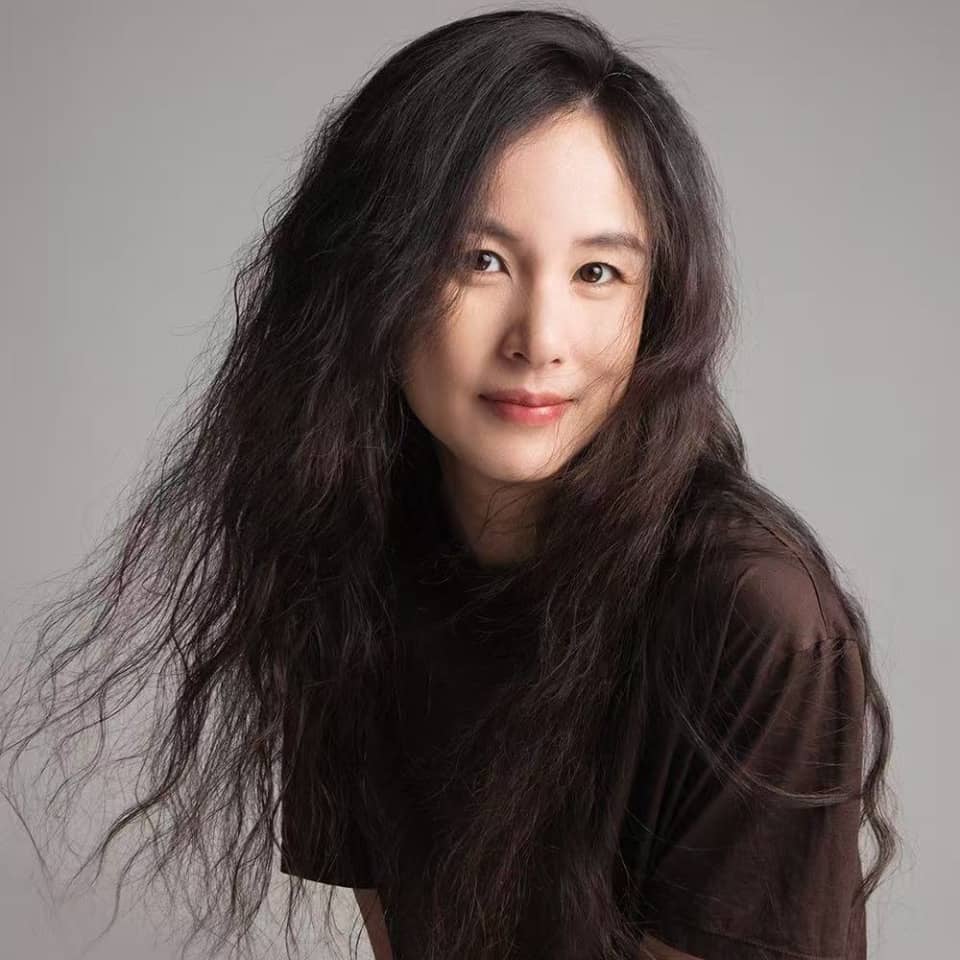 严艺家